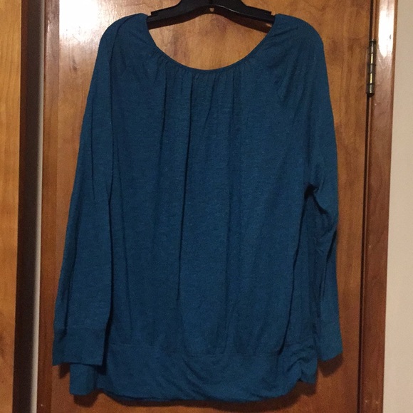 Top - Picture 3 of 3